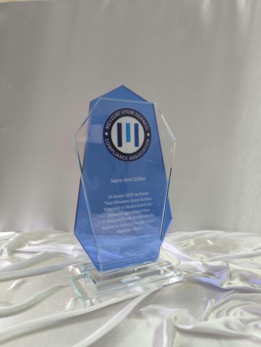 Nur Plaket NP-187 kodlu masaüstü ürün, 5 × 12 cm