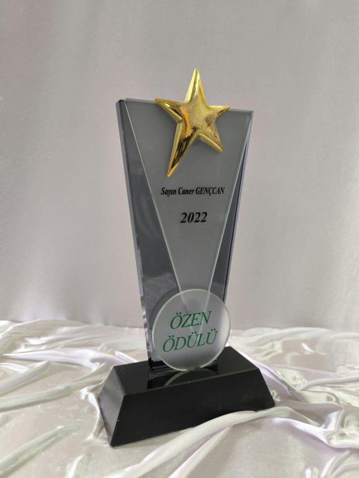 Nur Plaket NP-020 kodlu plaket, 17 × 24,5 cm